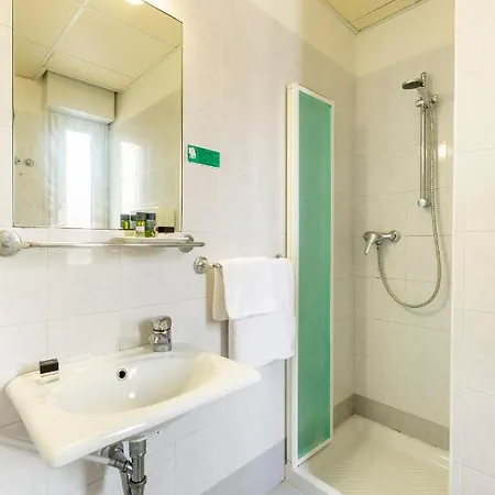 Hotel Condor-New 2024-Con Piscina Hotel