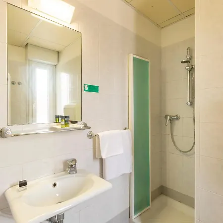 Hotel Condor-New 2024-Con Piscina 2* Riccione