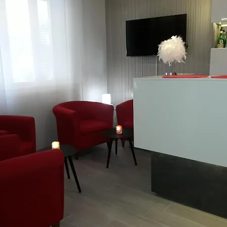 Hotel Condor-New 2024-Con Piscina Hotel Riccione