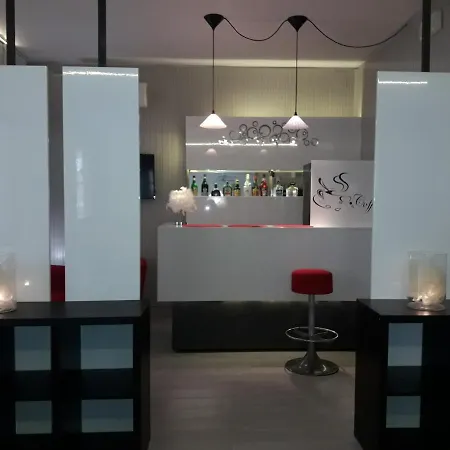 Hotel Condor-New 2024-Con Piscina 2* Riccione