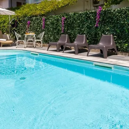Hotel Condor-New 2024-Con Piscina 2* Riccione