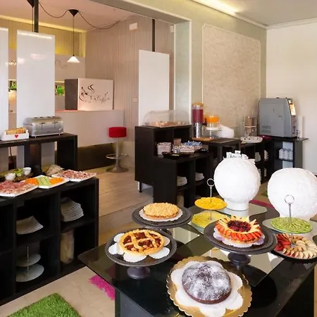 ホテル Condor-new 2024-con Piscina