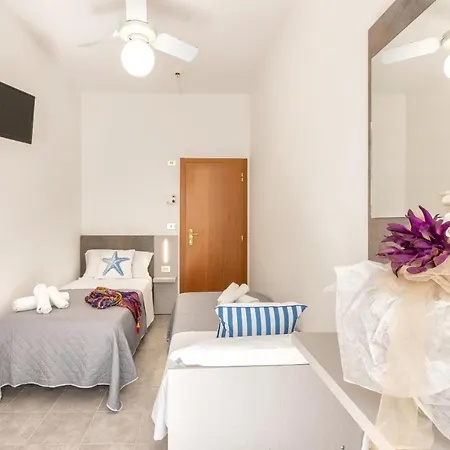 Hotel Condor-New 2024-Con Piscina Riccione