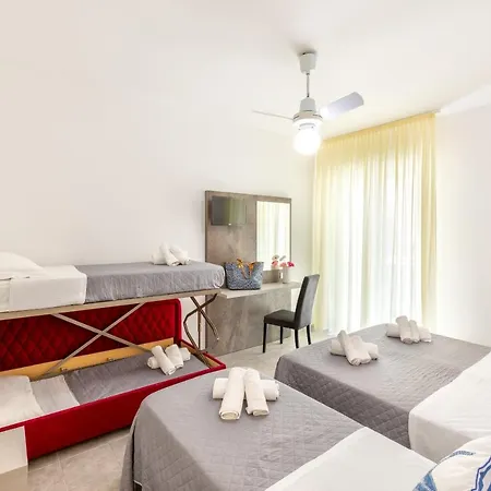 Hotel Condor-New 2024-Con Piscina Hotel 2*