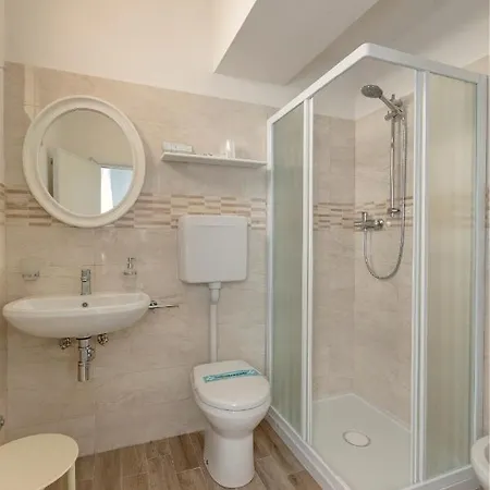 Condor-new 2024-con Piscina ホテル リッチョーネ