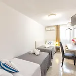 Hotel Condor-new 2024-con Piscina 2*