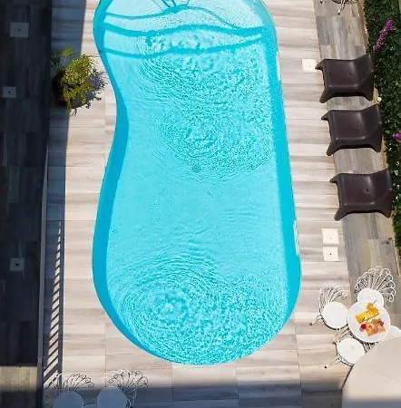 Hotel Condor-new 2024-con Piscina 2*