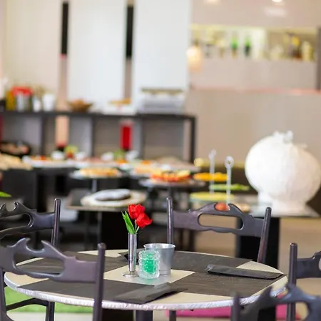 Hotel Condor-new 2024-con Piscina 2*