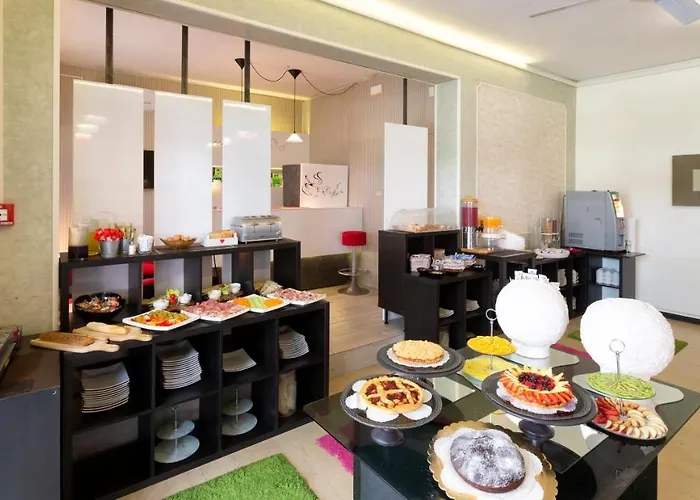 Hotel Hotel Condor-New 2024-Con Piscina