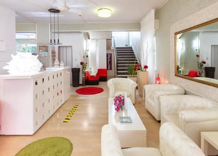 Hotel Hotel Condor-New 2024-Con Piscina 2*