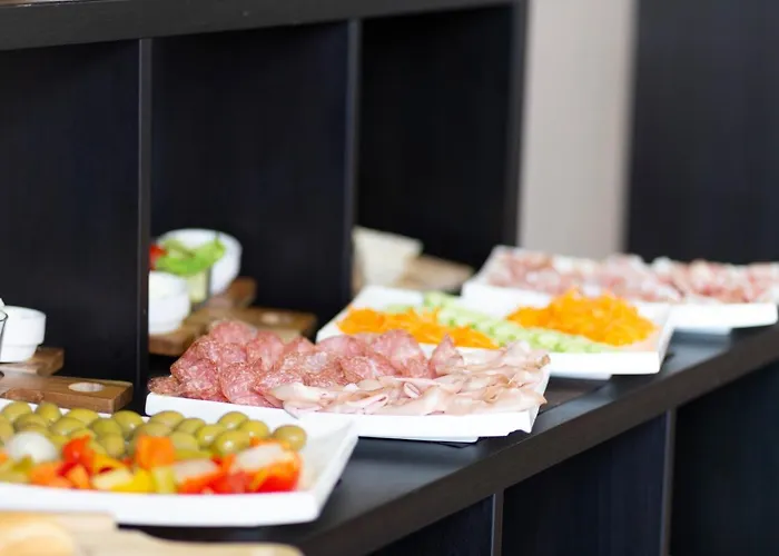 호텔 Condor-new 2024-con Piscina 2*