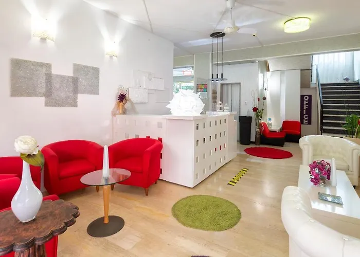 Hotel Condor-New 2024-Con Piscina Hotel 2*