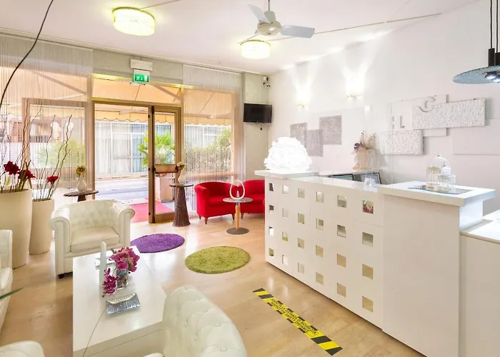 Hotel Condor-New 2024-Con Piscina Hotel Riccione