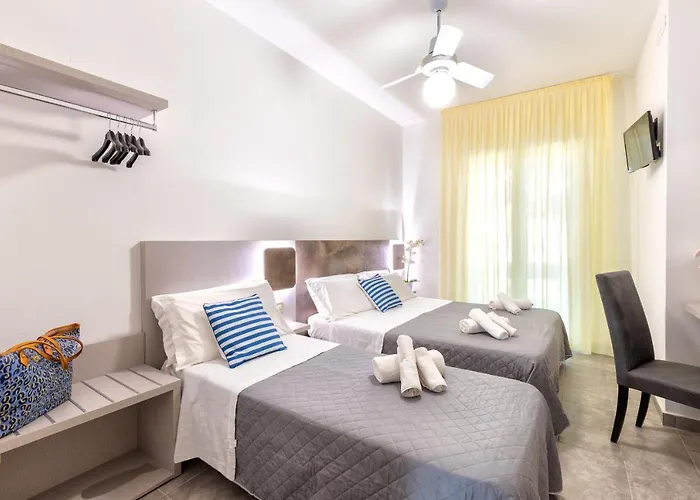 Hotel Condor-New 2024-Con Piscina Hotel Riccione