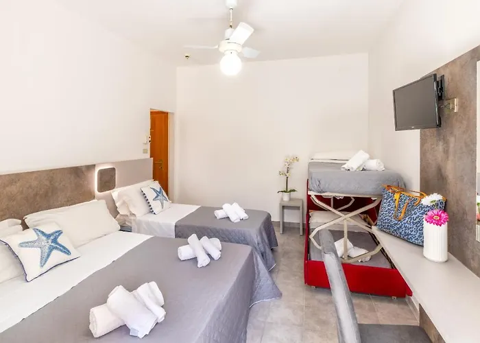 Hotel Condor-New 2024-Con Piscina Hotel