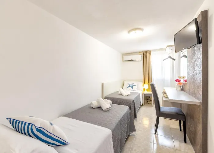 Hotel Hotel Condor-New 2024-Con Piscina 2*