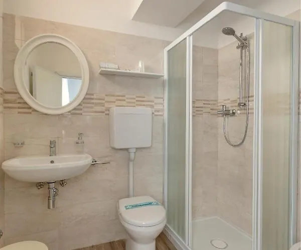 Hotel Condor-New 2024-Con Piscina Hotel Riccione